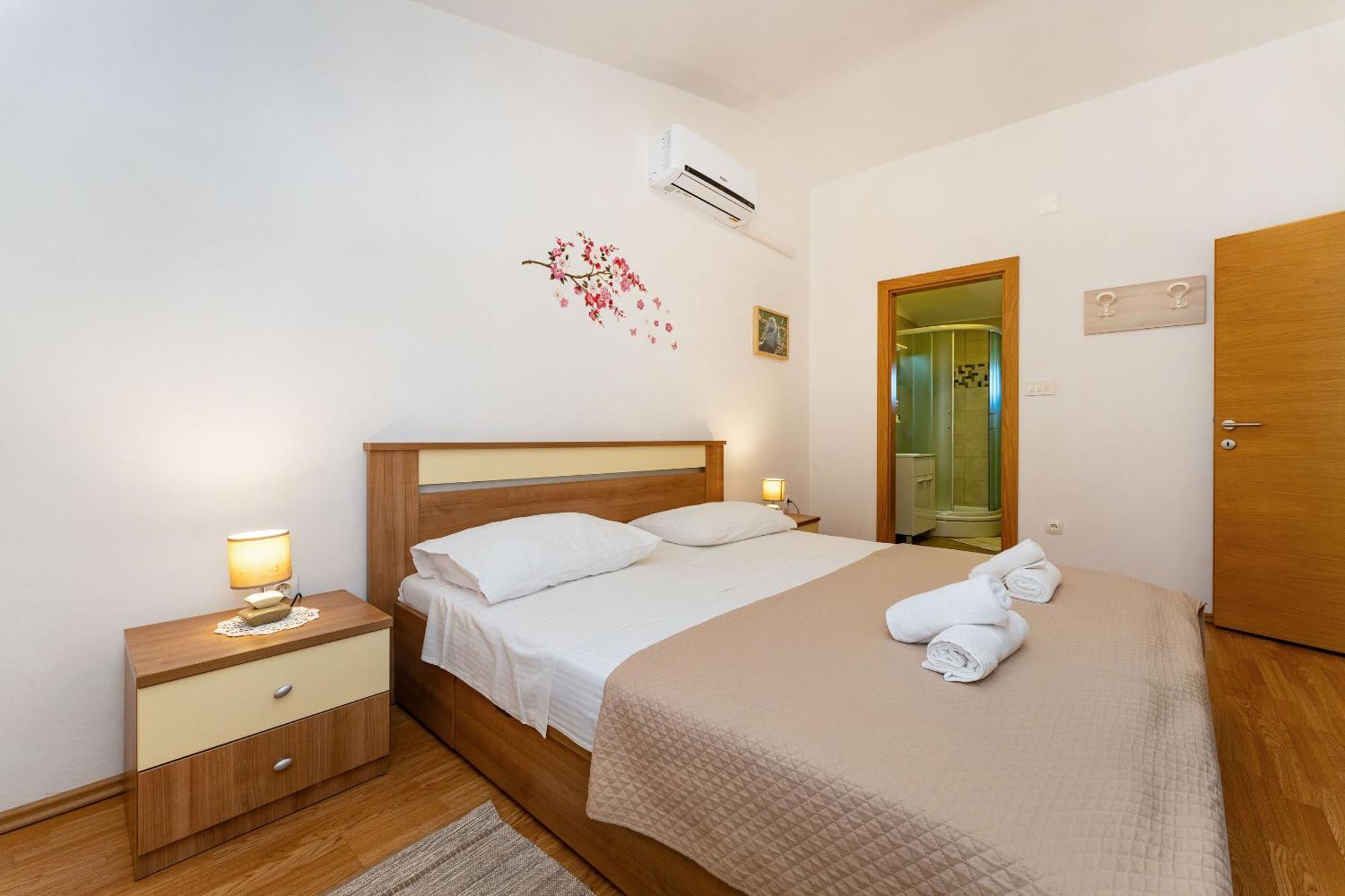Apartments Nadica - Free Parking Nin Esterno foto