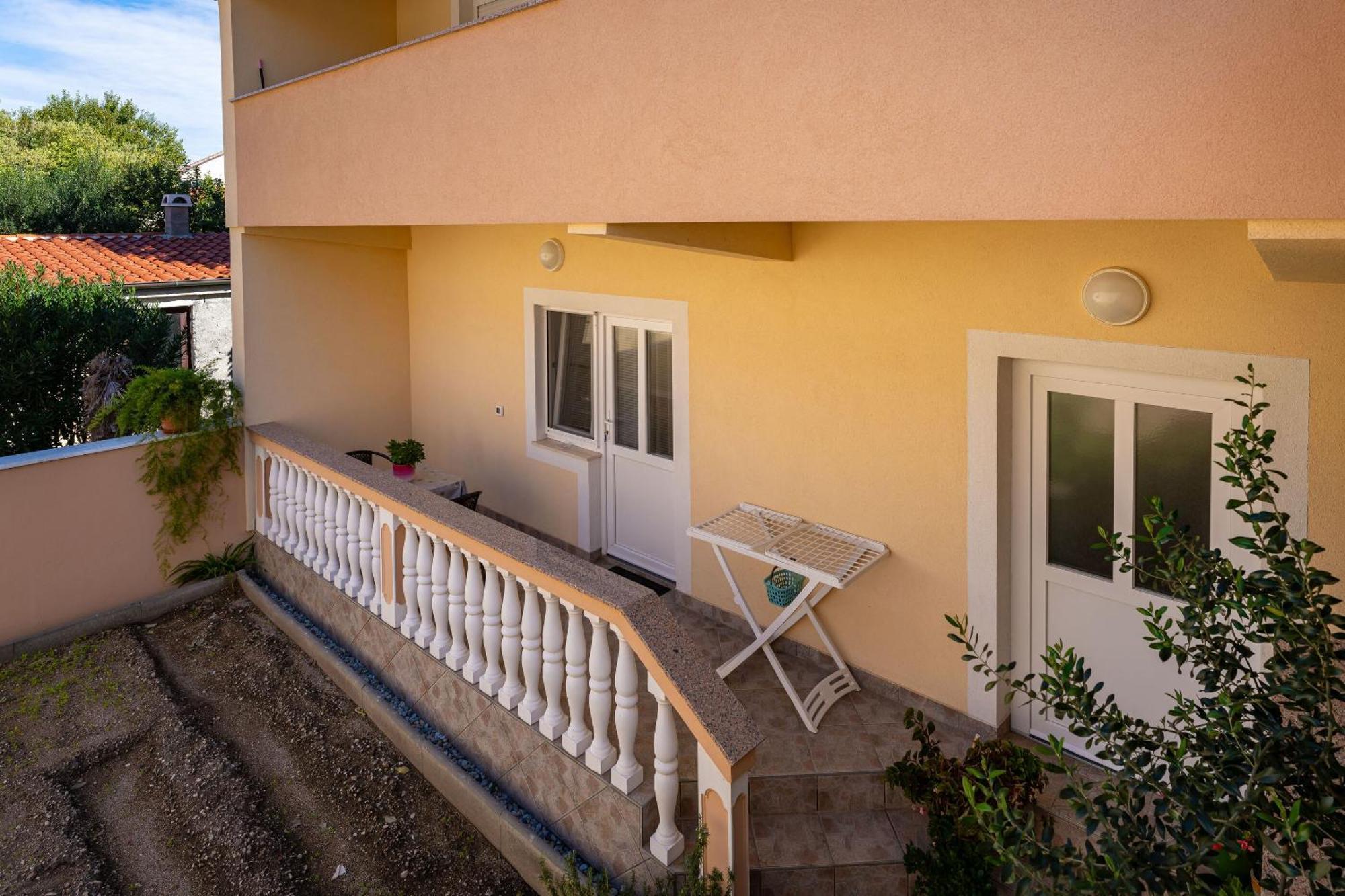 Apartments Nadica - Free Parking Nin Esterno foto